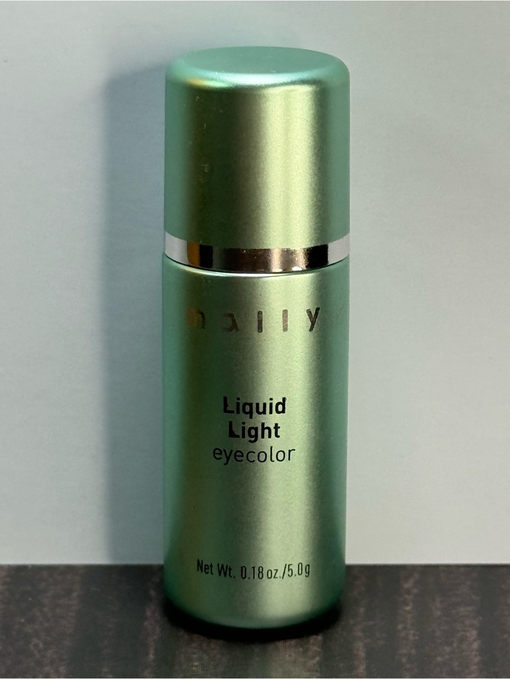 MALLY Liquid Light Eyeshadow Powder (Brown) Travel Eye Color Mini NWOB 0.18 oz